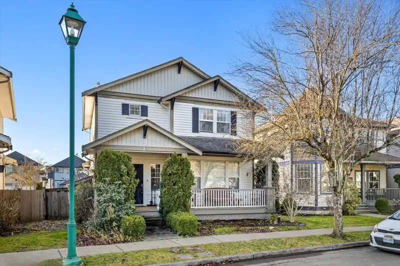 4345 CALLAGHAN CRESCENT - photo 1 of 34