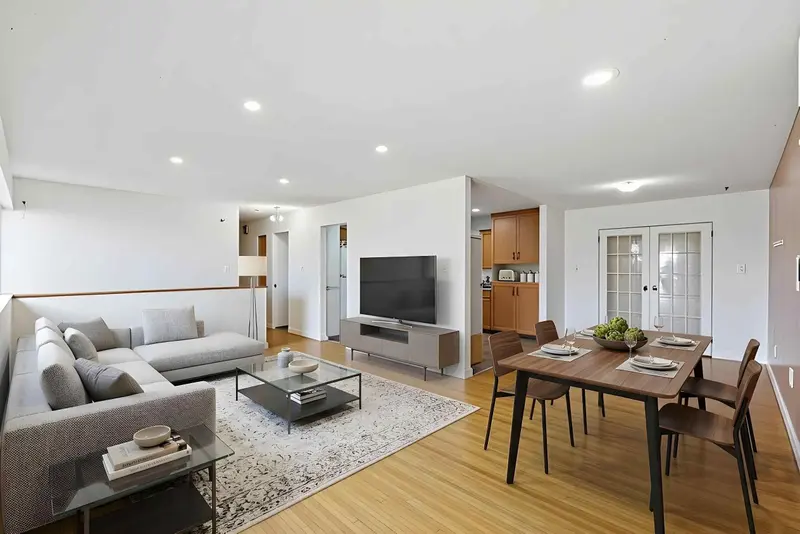 7195 115 STREET - photo 3 of 21