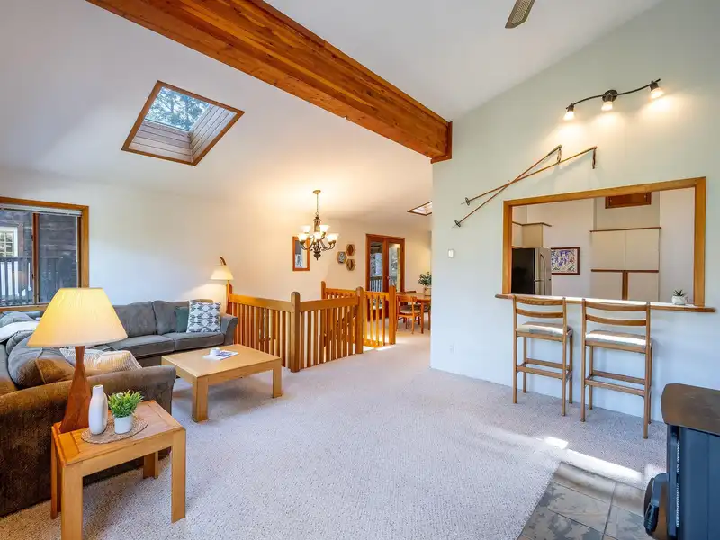 2315 CHEAKAMUS WAY - photo 3 of 27