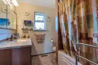 5882 51 AVENUE - thumbnail 13