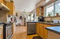 5882 51 AVENUE - thumbnail 4