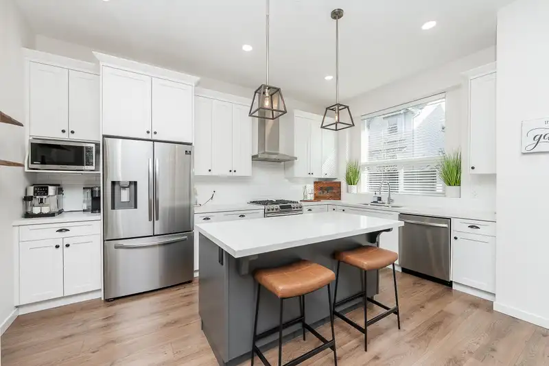 12924 240A STREET - photo 3 of 40