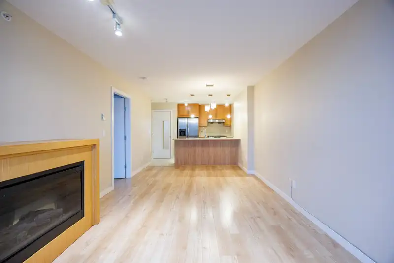 908 7088 SALISBURY AVENUE - photo 2 of 30