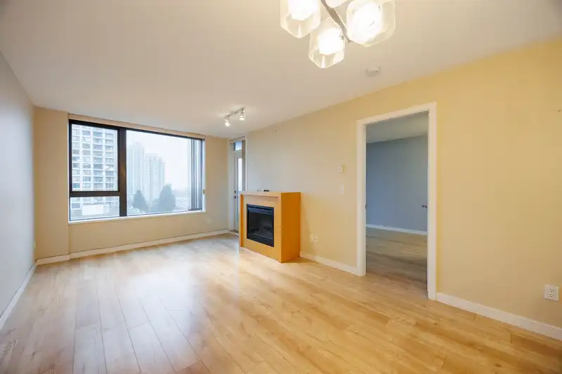 908 7088 SALISBURY AVENUE - photo 3 of 30