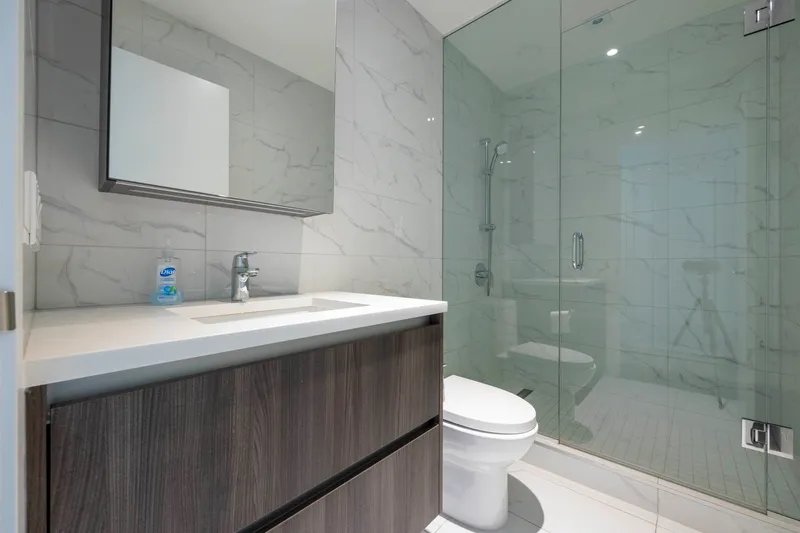 1507 6320 NO. 3 ROAD - photo 4 of 8