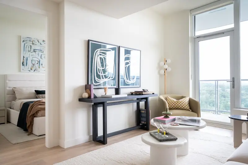 2604 308 ALDERSON AVENUE - photo 3 of 7