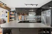305 1066 HAMILTON STREET - thumbnail 12