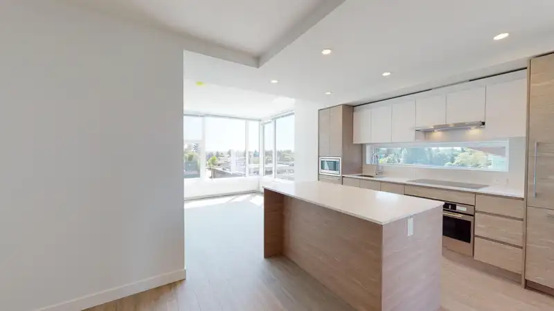 303 13655 FRASER HIGHWAY - photo 2 of 24