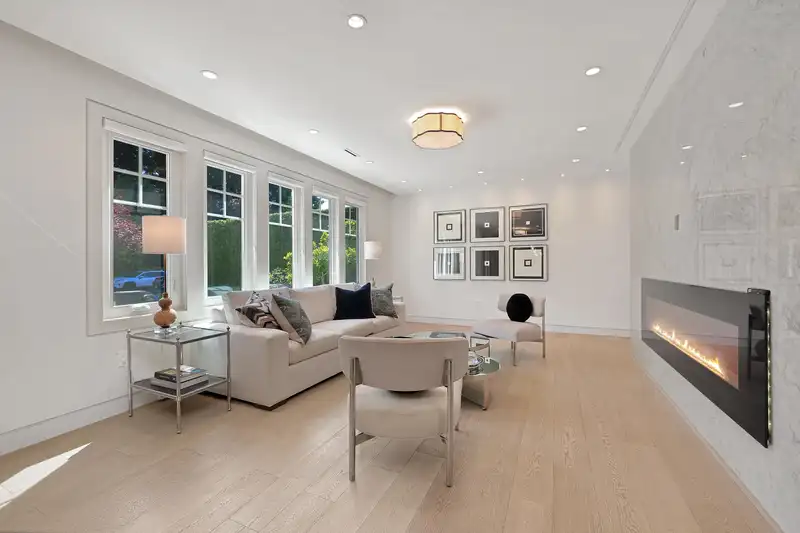 1407 W 33RD AVENUE - photo 4 of 36
