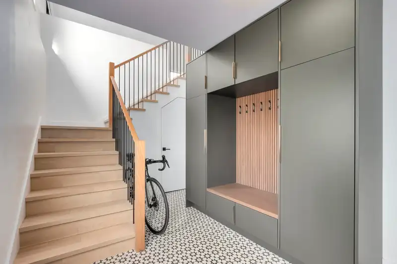 210 MADISON AVENUE - photo 3 of 35