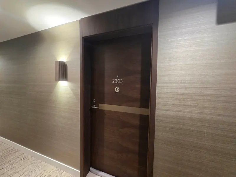 2303 13778 100 AVENUE - photo 2 of 25