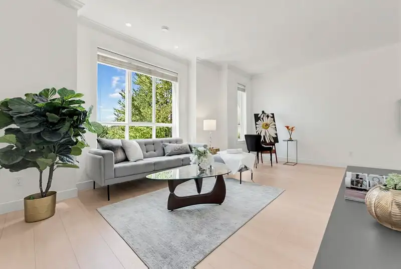 4 7140 RAILWAY AVENUE - photo 3 of 37