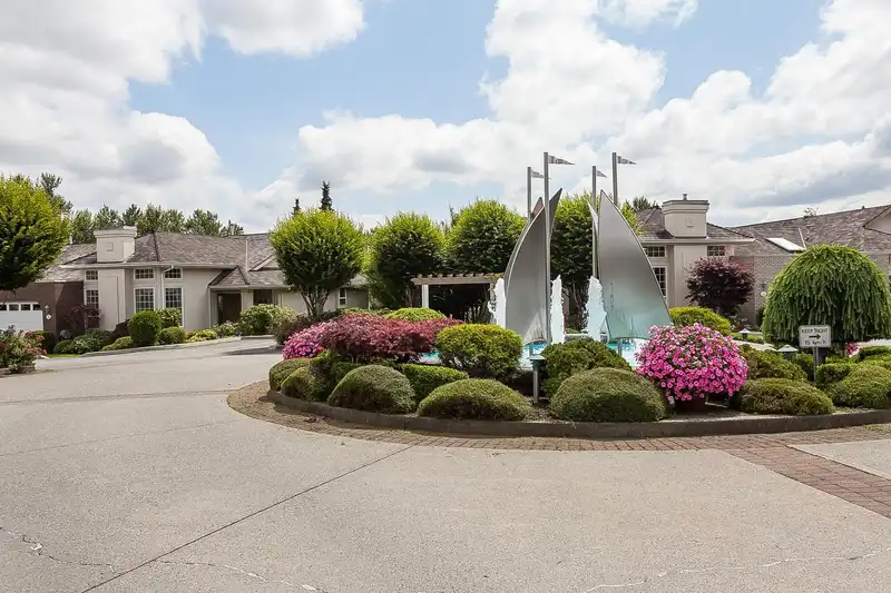 6 31450 SPUR AVENUE - photo 2 of 39