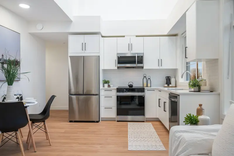 501 33816 SOUTH FRASER WAY - photo 3 of 15