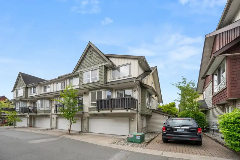 19 7155 189 STREET - photo 1 of 38