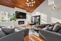 20560 45A AVENUE - thumbnail 6