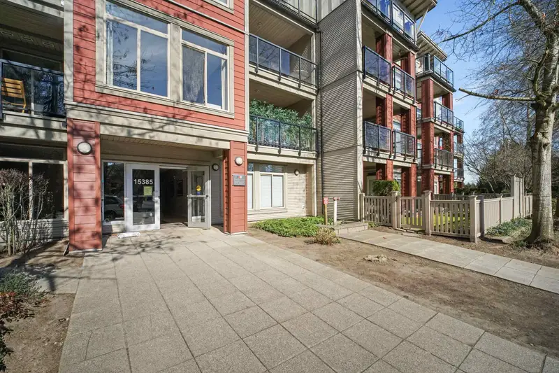 417 15385 101A AVENUE - photo 2 of 25