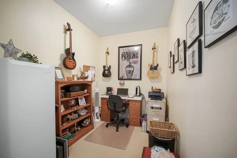 417 15385 101A AVENUE - photo 4 of 25