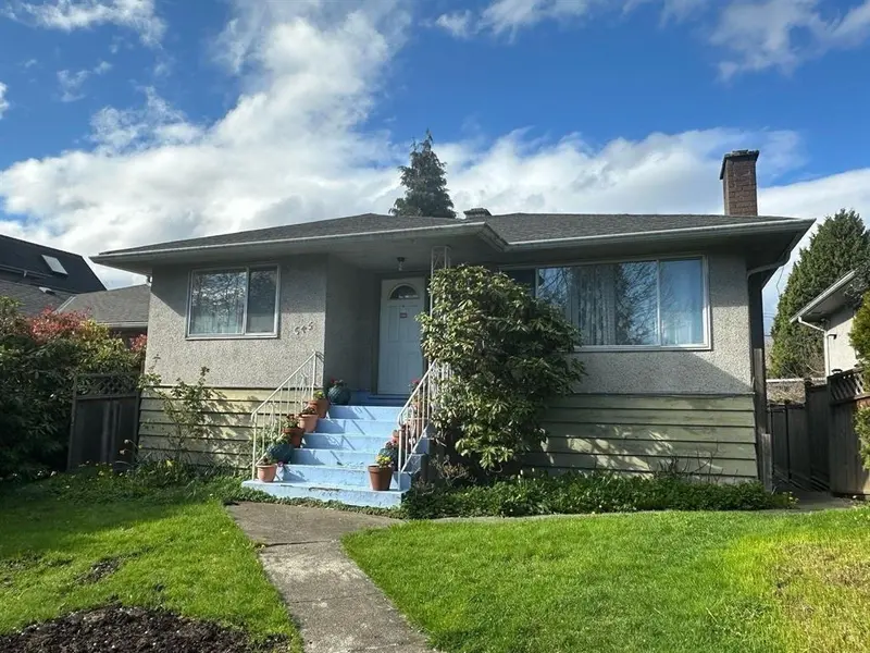 645 E 27 AVENUE - photo 2 of 9