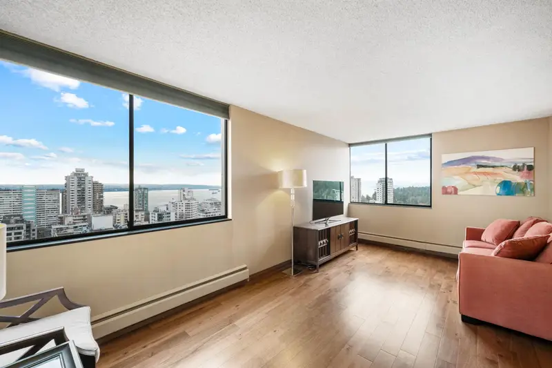 2004 1816 HARO STREET - photo 4 of 25