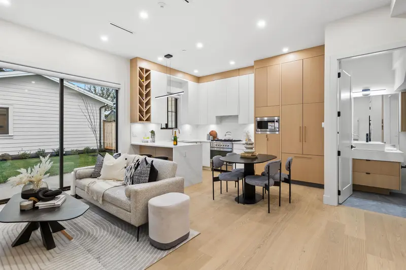 2 5306 CULLODEN STREET - photo 3 of 20