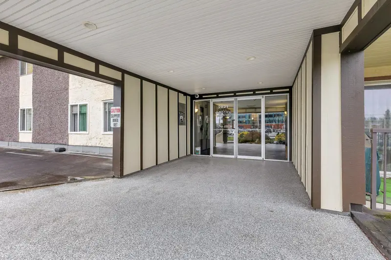 347 2821 TIMS STREET - photo 4 of 25