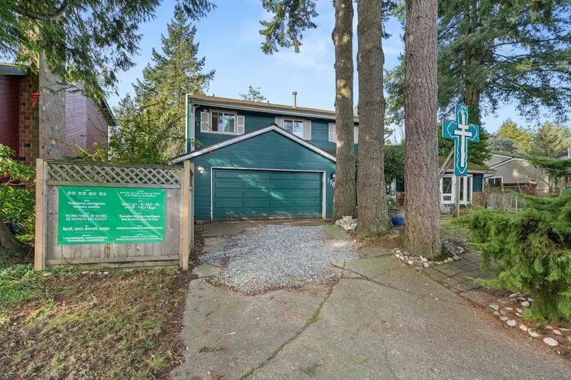 1761 140A STREET - photo 3 of 25