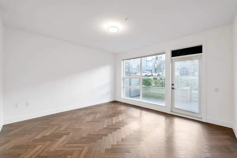 103 9228 SLOPES MEWS - photo 2 of 18