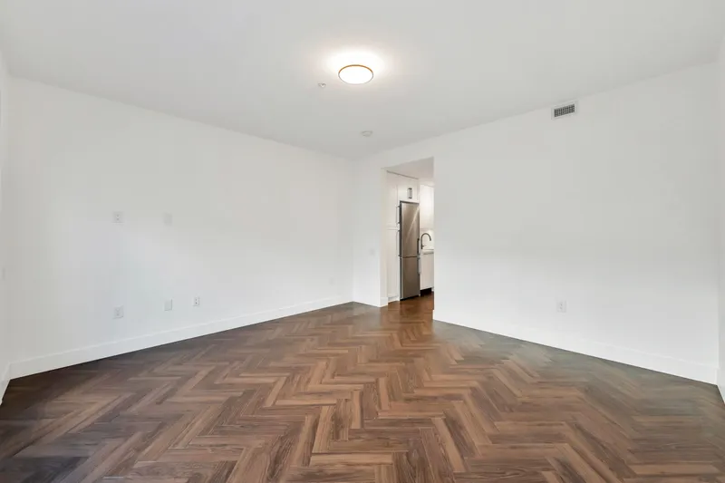 103 9228 SLOPES MEWS - photo 3 of 18