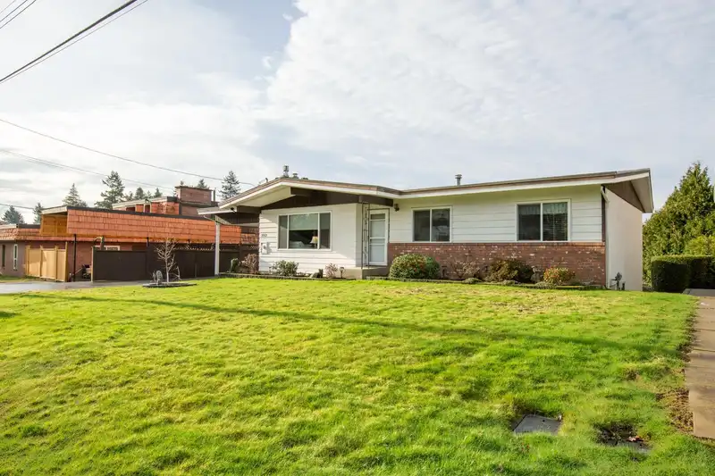 2263 RAINIER STREET - photo 3 of 36