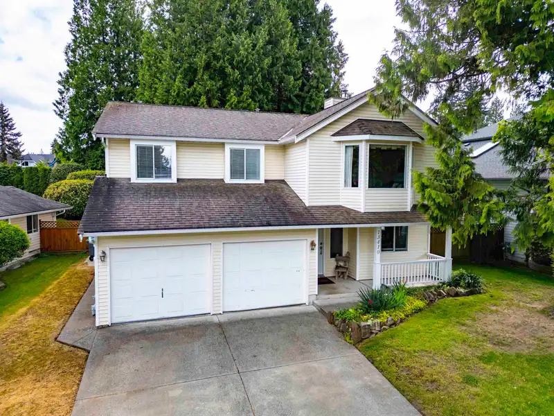 13410 61 AVENUE - photo 1 of 40