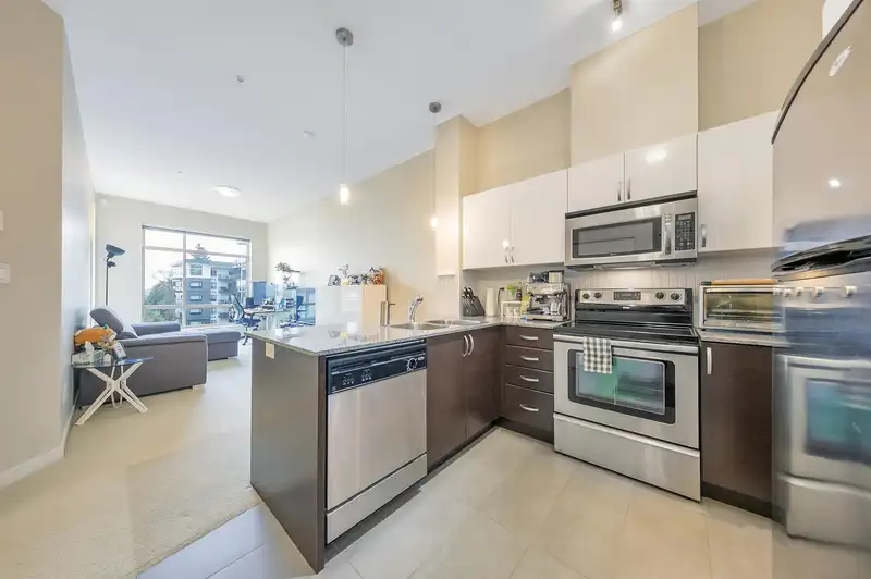 513 13789 107A AVENUE - photo 3 of 24