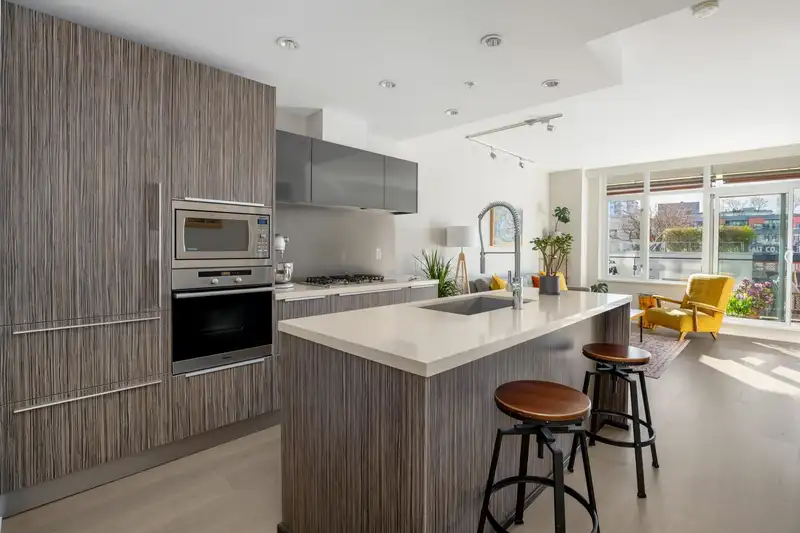 612 1661 ONTARIO STREET - photo 1 of 36