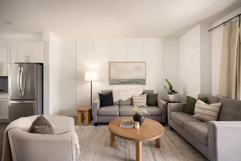 11 2139 PRAIRIE AVENUE - photo 2 of 32