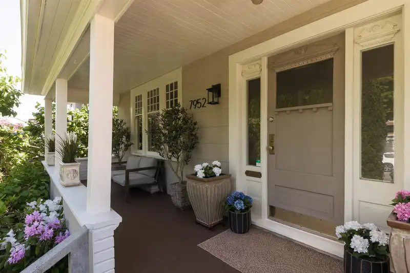 7952 15TH AVENUE - photo 2 of 35