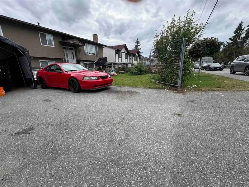 13434 98A AVENUE - photo 1 of 1