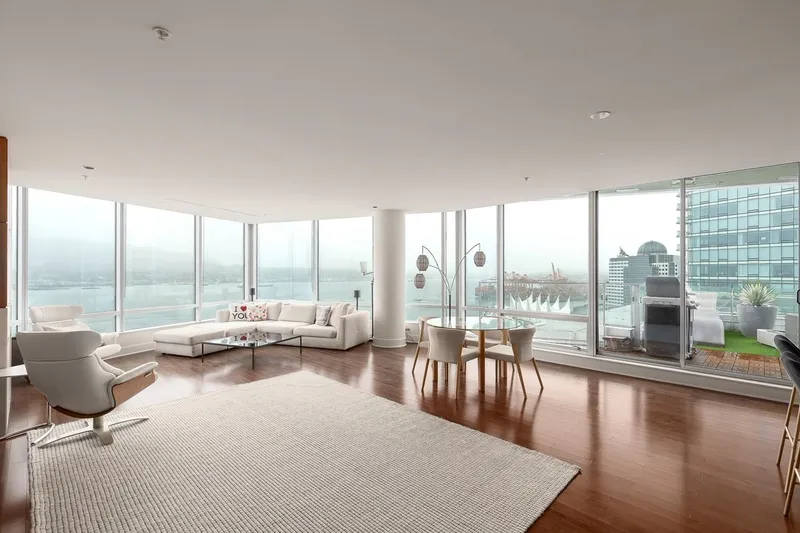 2001 1077 W CORDOVA STREET - photo 1 of 24