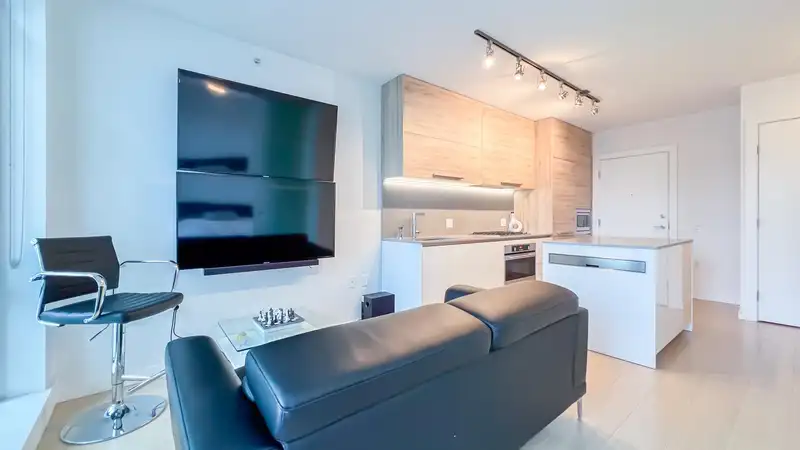1707 2378 ALPHA AVENUE - photo 1 of 20