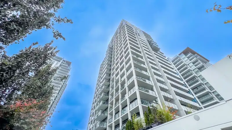 1707 2378 ALPHA AVENUE - photo 2 of 20