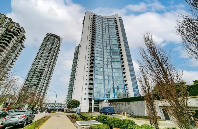 1008 4189 HALIFAX STREET - photo 1 of 25