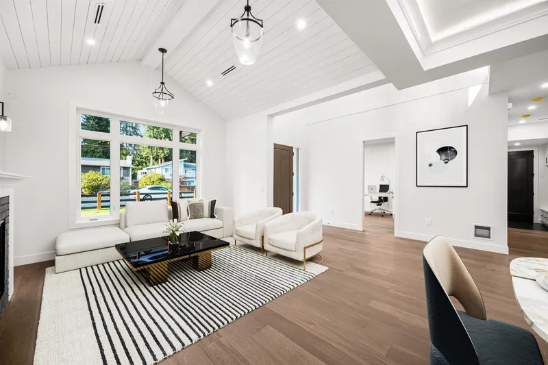 20334 42 AVENUE - photo 2 of 25