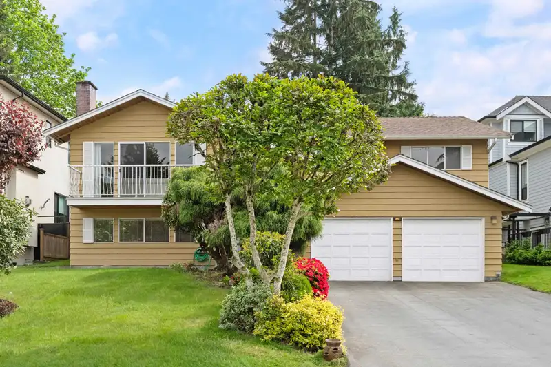 2322 HURON DRIVE - photo 2 of 40