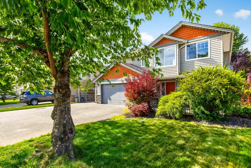 32985 DESBRISAY AVENUE - photo 1 of 33