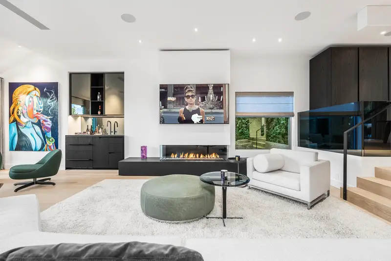 4416 W 1ST AVENUE - photo 3 of 25