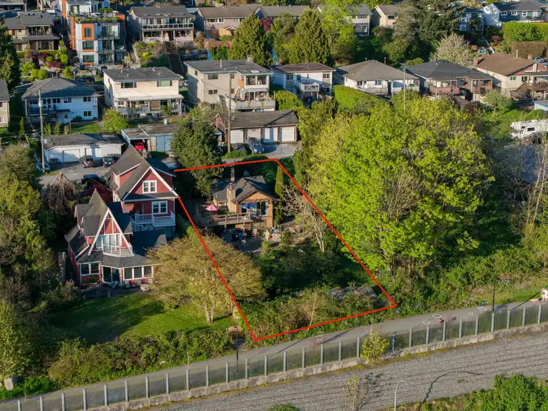 435 ALDER STREET - photo 1 of 2