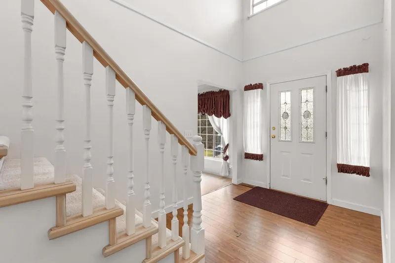 1225 WINDSOR AVENUE - photo 3 of 25