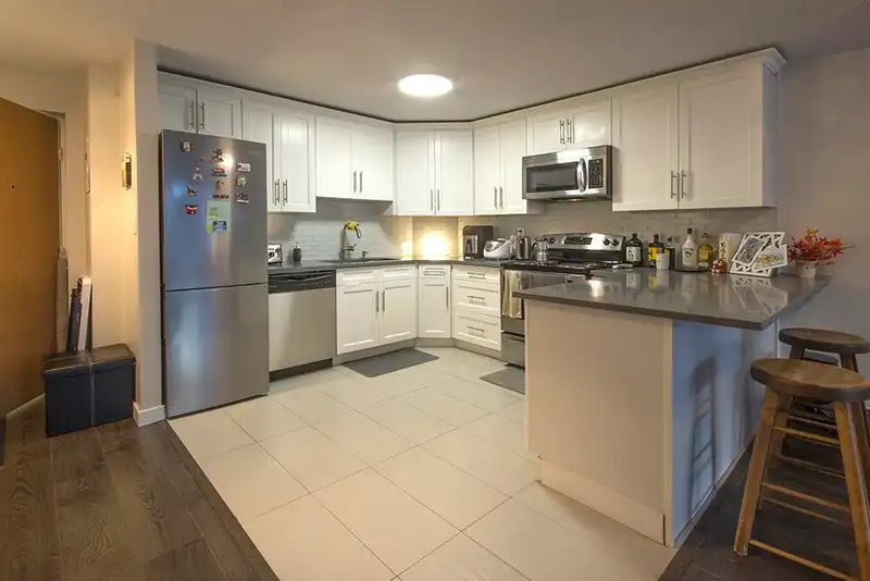 106 6651 MINORU BOULEVARD - photo 2 of 12