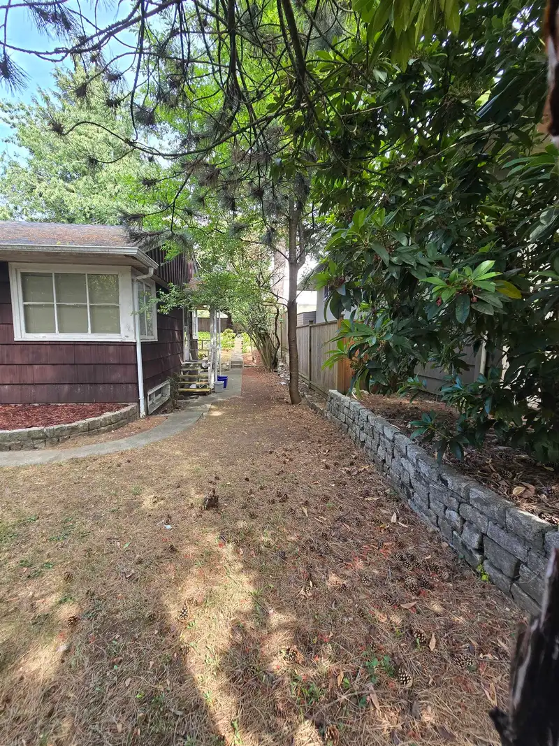 5070 WILLOW STREET - photo 3 of 7