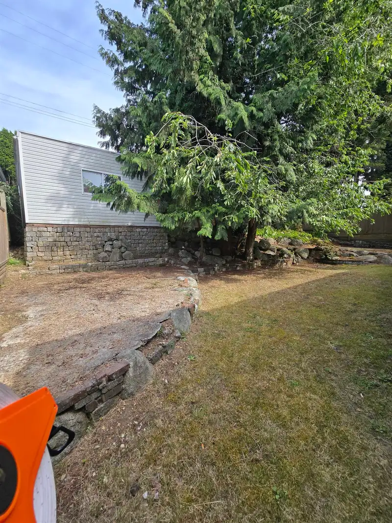 5070 WILLOW STREET - photo 4 of 7