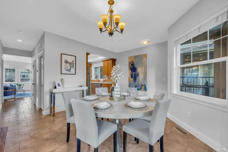 101 23925 116 AVENUE - photo 2 of 20